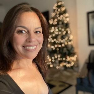 Meet your Posher, Ana